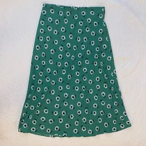 never worn halogen skirt